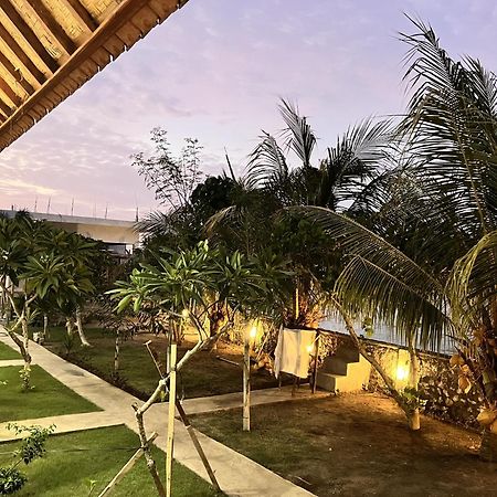 Penyon Beach House Ped Екстериор снимка
