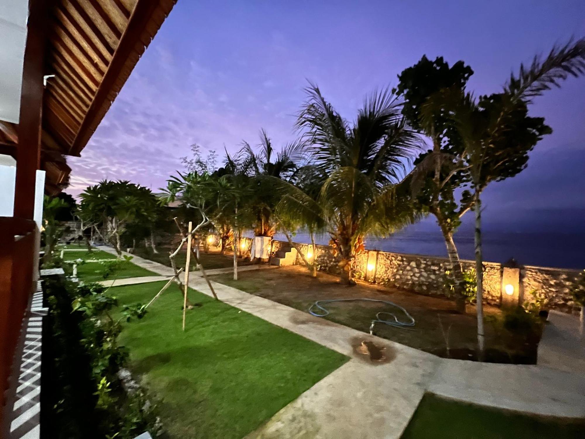 Penyon Beach House Ped Екстериор снимка
