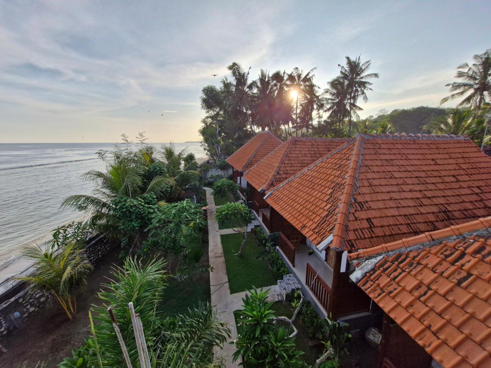 Penyon Beach House Ped Екстериор снимка
